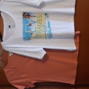 Top bundle. Nwot, Levi's & adorable ana.Sz XL